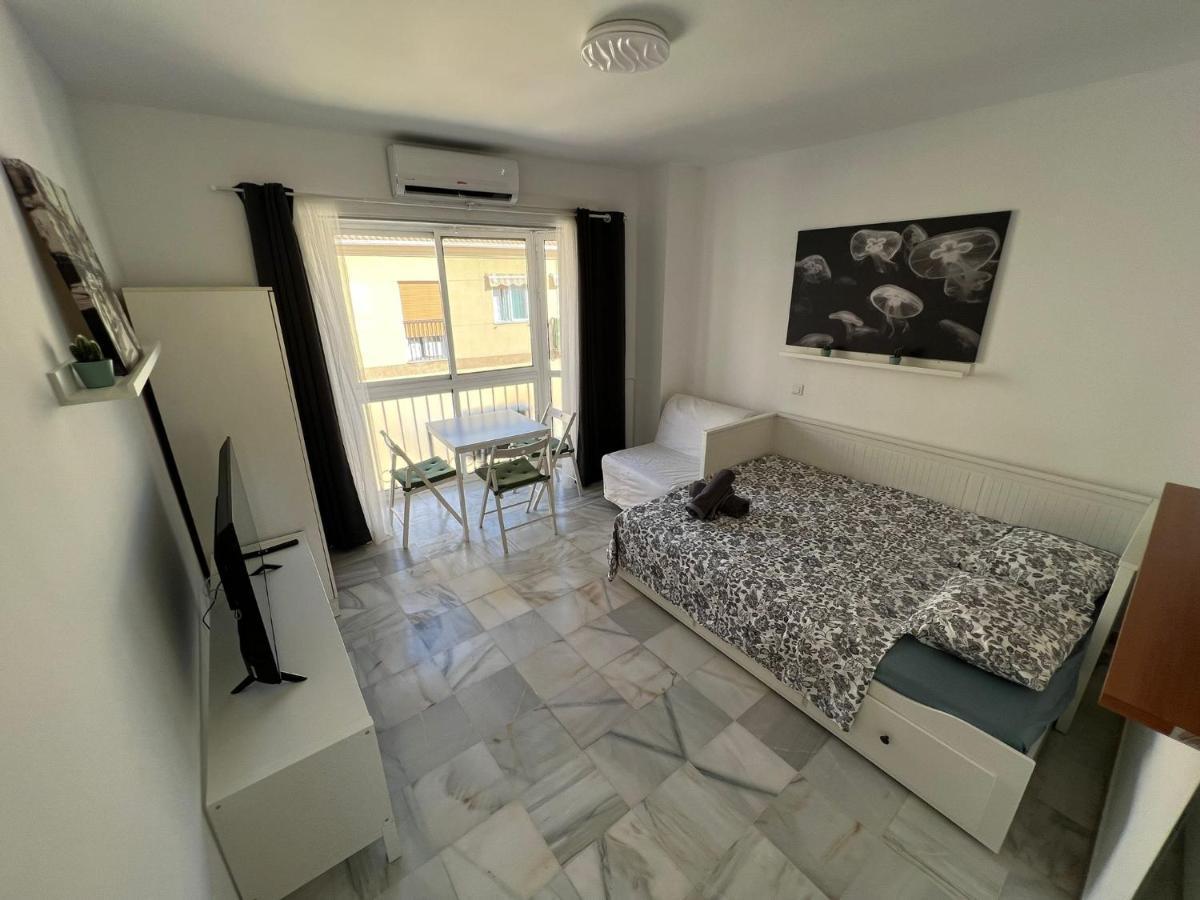 Genuar Apartments Malaga Center 3 Exterior photo