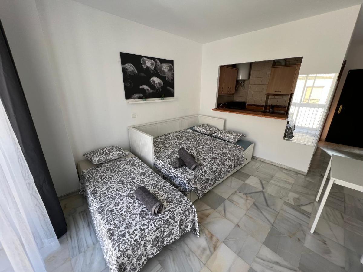 Genuar Apartments Malaga Center 3 Exterior photo